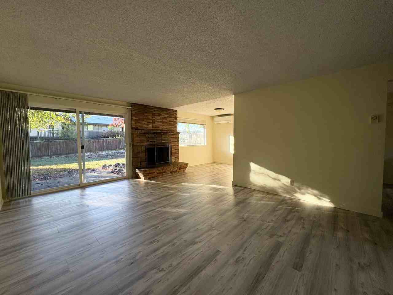 4040 Ferry St #1 - Photo 5 of 36