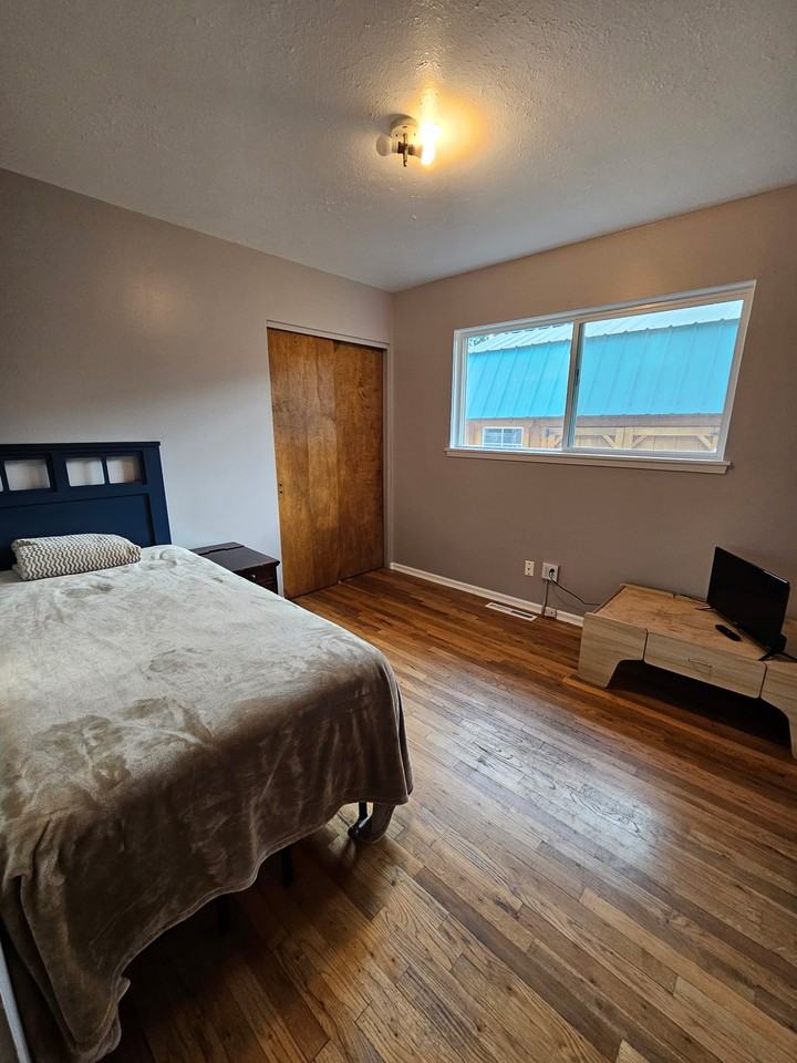 1030 North 7th East Street #1 - Photo 6 of 33