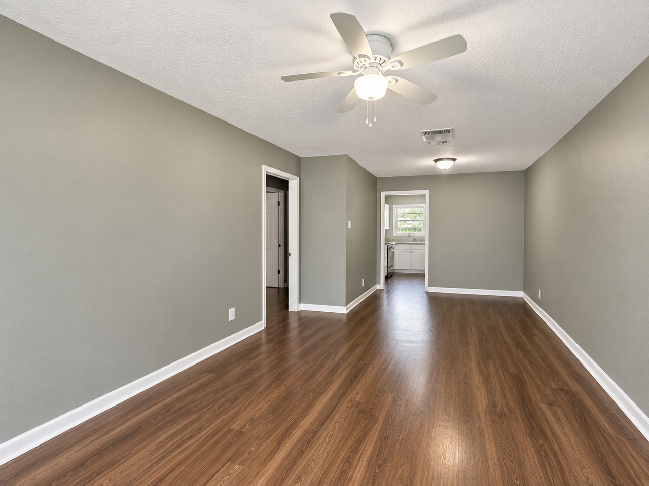 1216 White Avenue - Photo 2 of 8