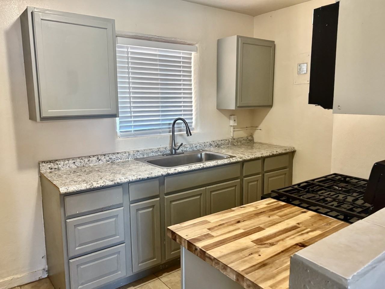 4404 2nd St NW - Photo 4 of 23