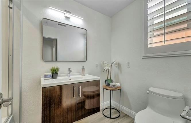 2000 Pacific Coast Highway, Unit 74 - Photo 7 of 18
