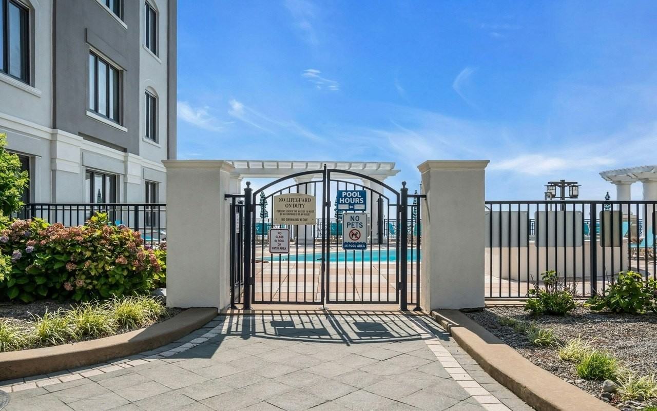 1501 Ocean Avenue North, Unit 207 - Photo 4 of 19