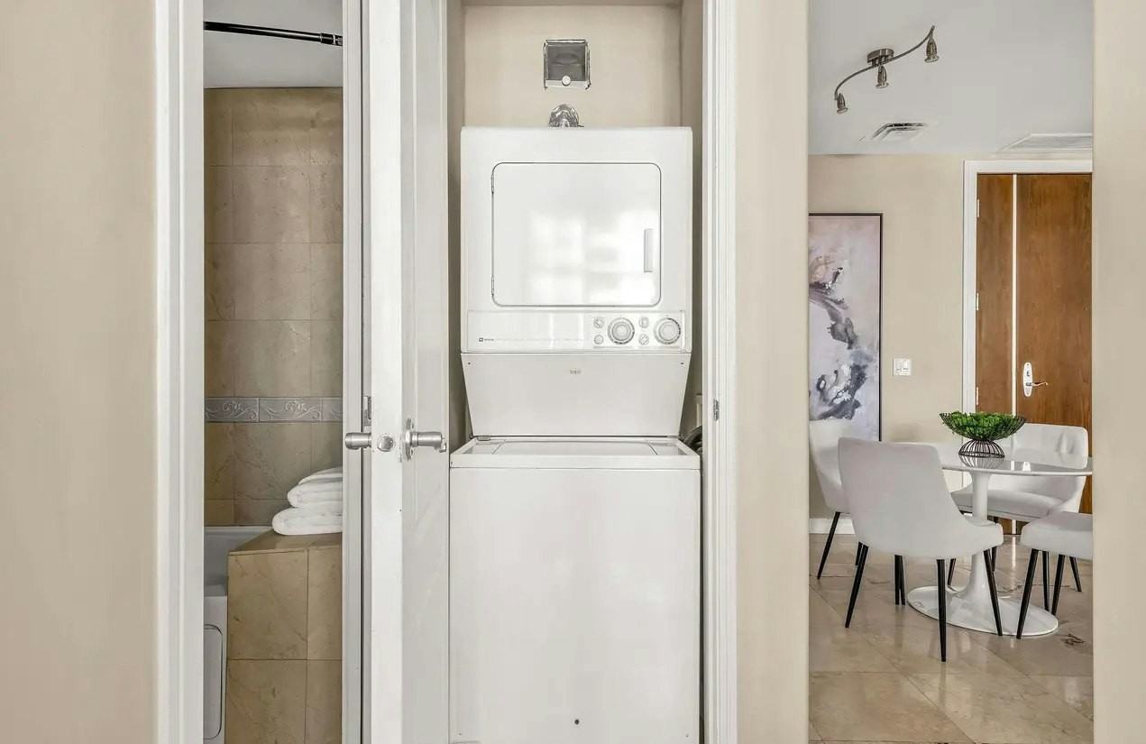550 Front Street, Unit 213 - Photo 5 of 12