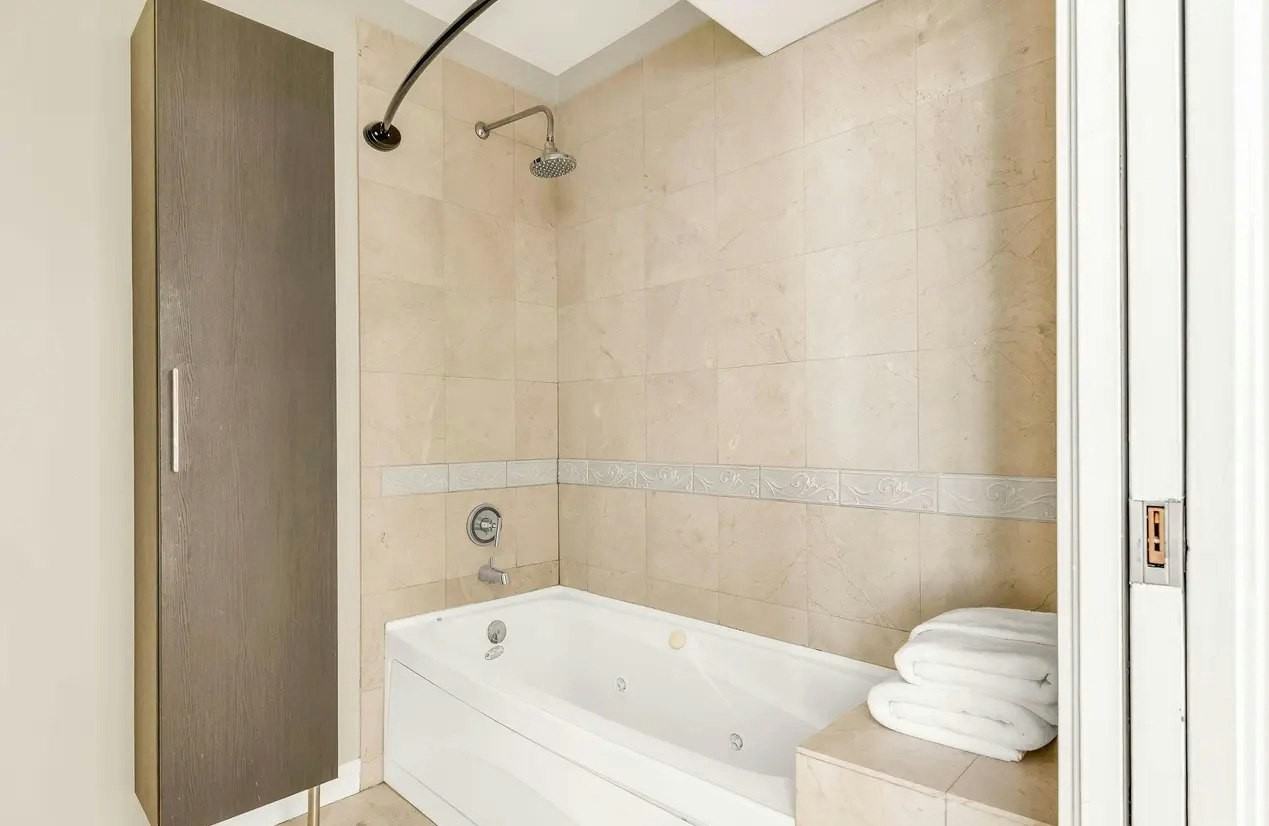 550 Front Street, Unit 213 - Photo 6 of 12