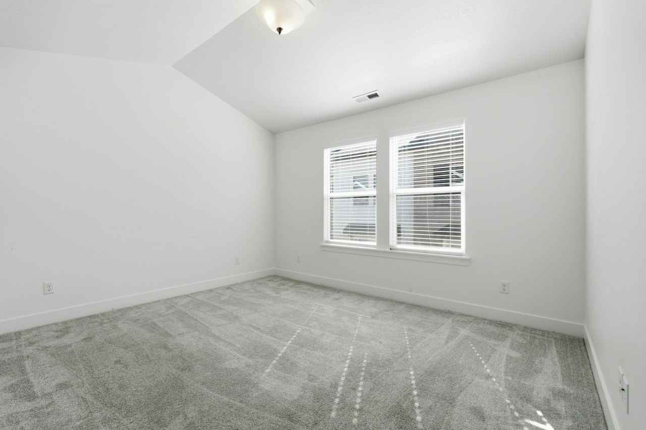 4599 West Marsh Peak Lane - Photo 4 of 13