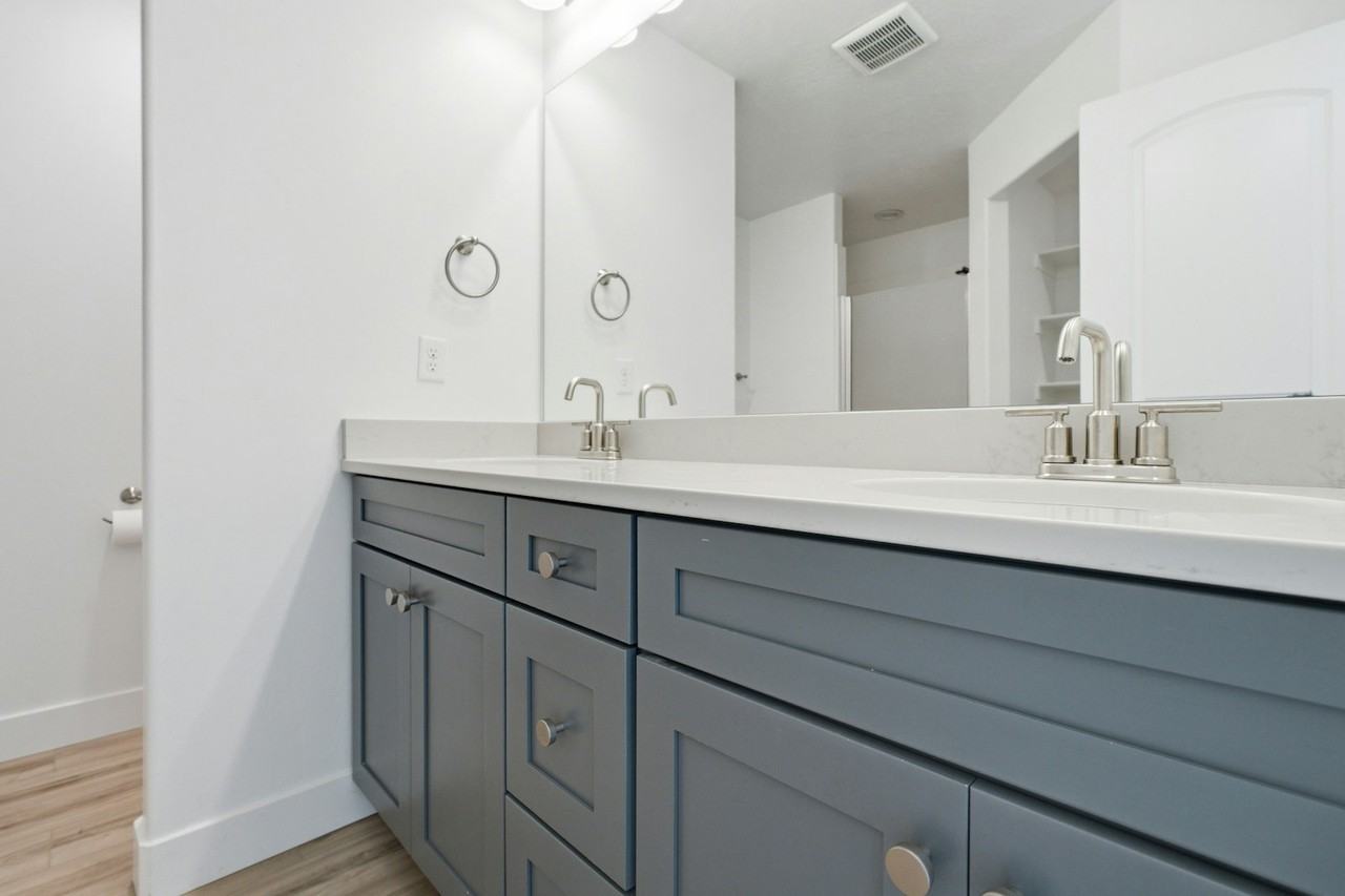 4599 West Marsh Peak Lane - Photo 7 of 13