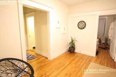 56 Park Vale Ave - Photo 3 of 8