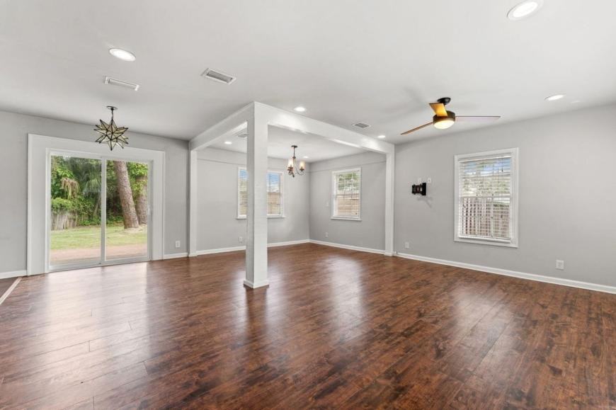 4603 Sussex Ave - Photo 5 of 10