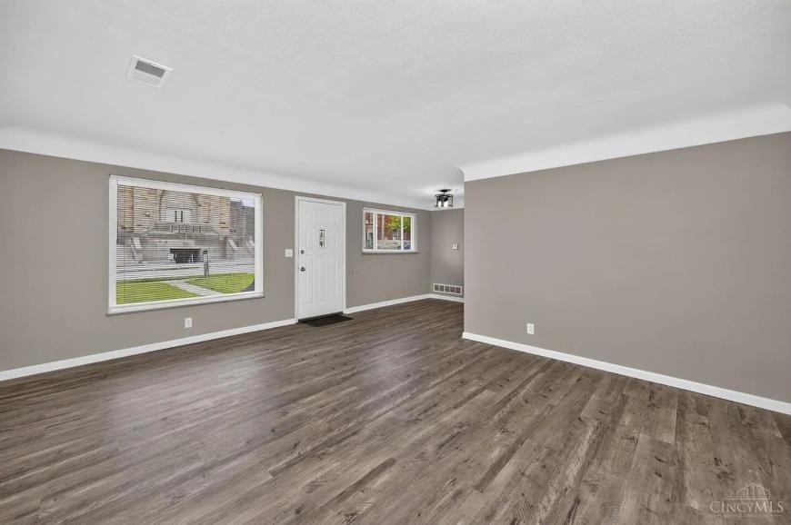 5845 Salvia Ave - Photo 5 of 10