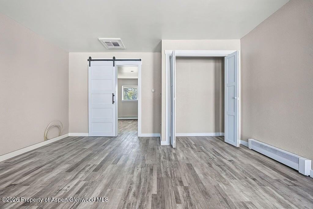 205 E Victory Way - Photo 3 of 21