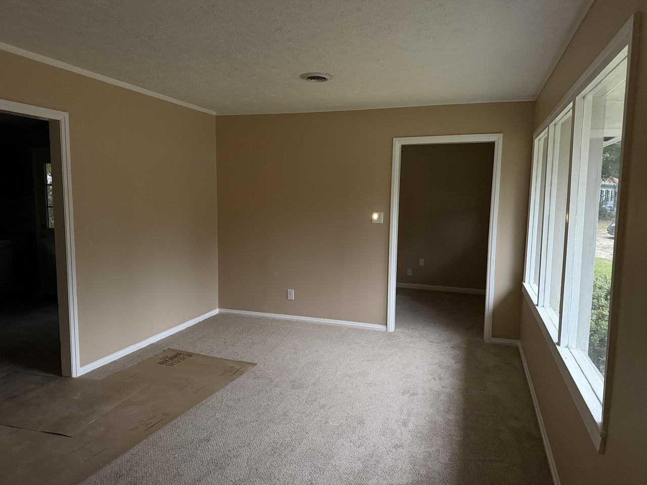 124 Taylor St - Photo 2 of 14