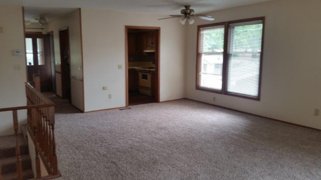 34 Abingdon Ln - Photo 4 of 10