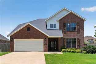 4104 Sw Hollyhock St - Photo 1 of 1
