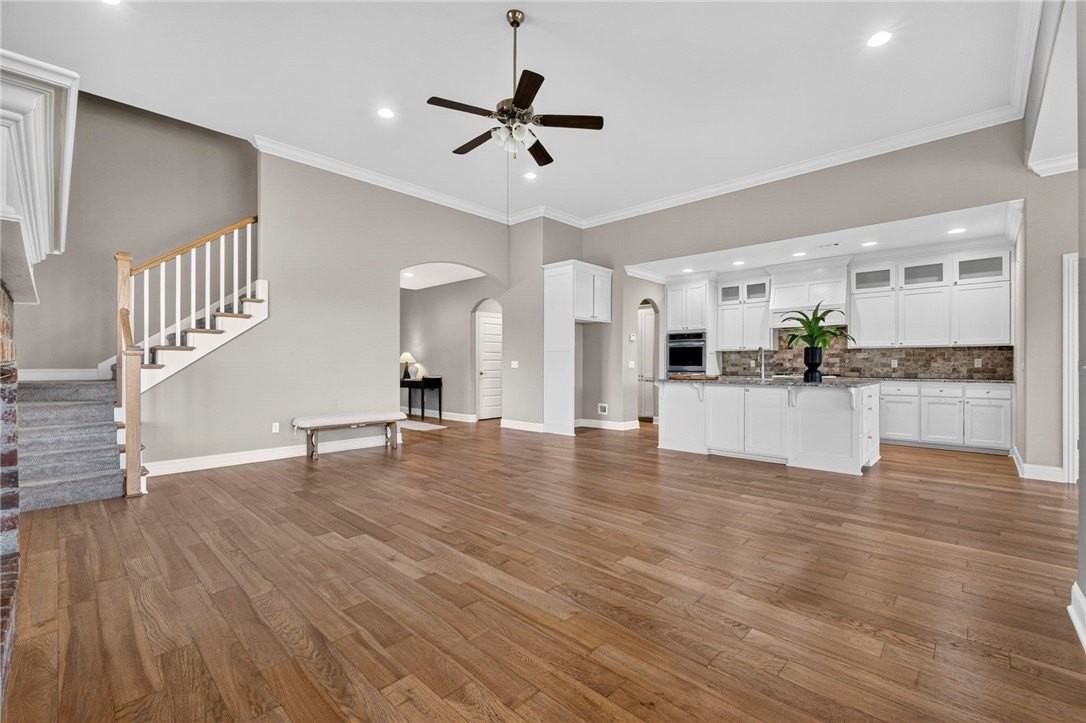 4104 Sw Hollyhock St - Photo 3 of 26