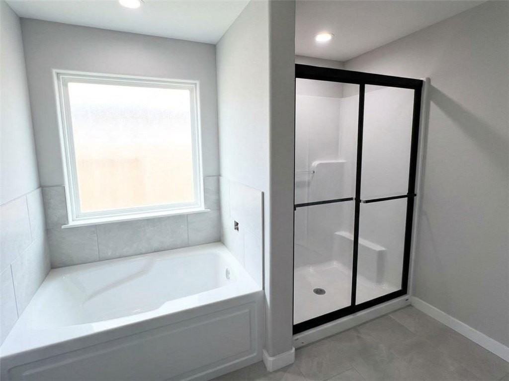 1203 Pepperwood Ave - Photo 5 of 12