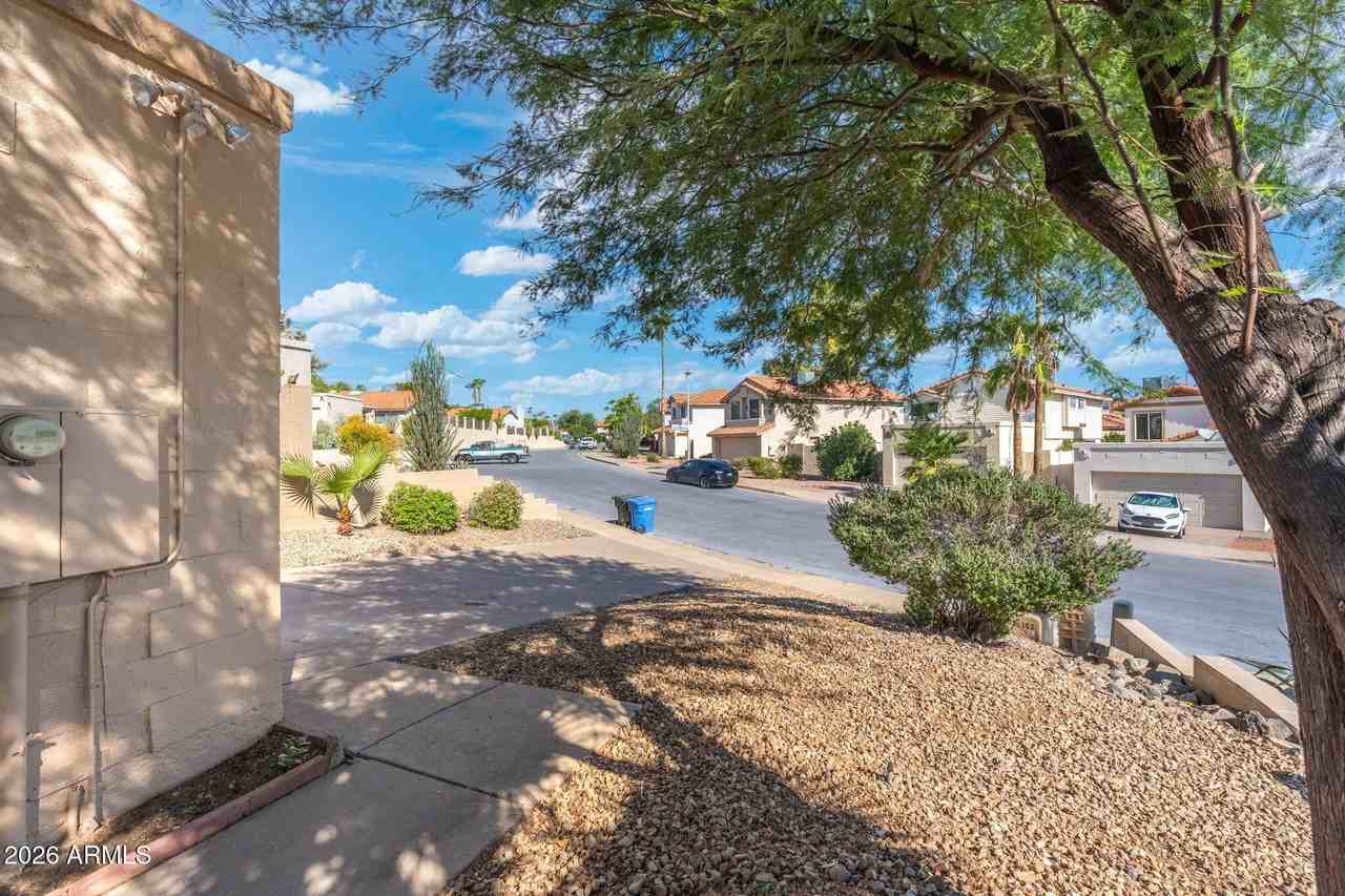 1645 E Villa Maria Dr - Photo 3 of 41