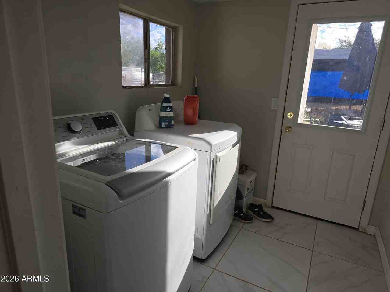 21655 W Harding St - Photo 4 of 12