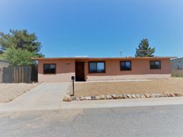 featured image of 4901 E De Medici Dr