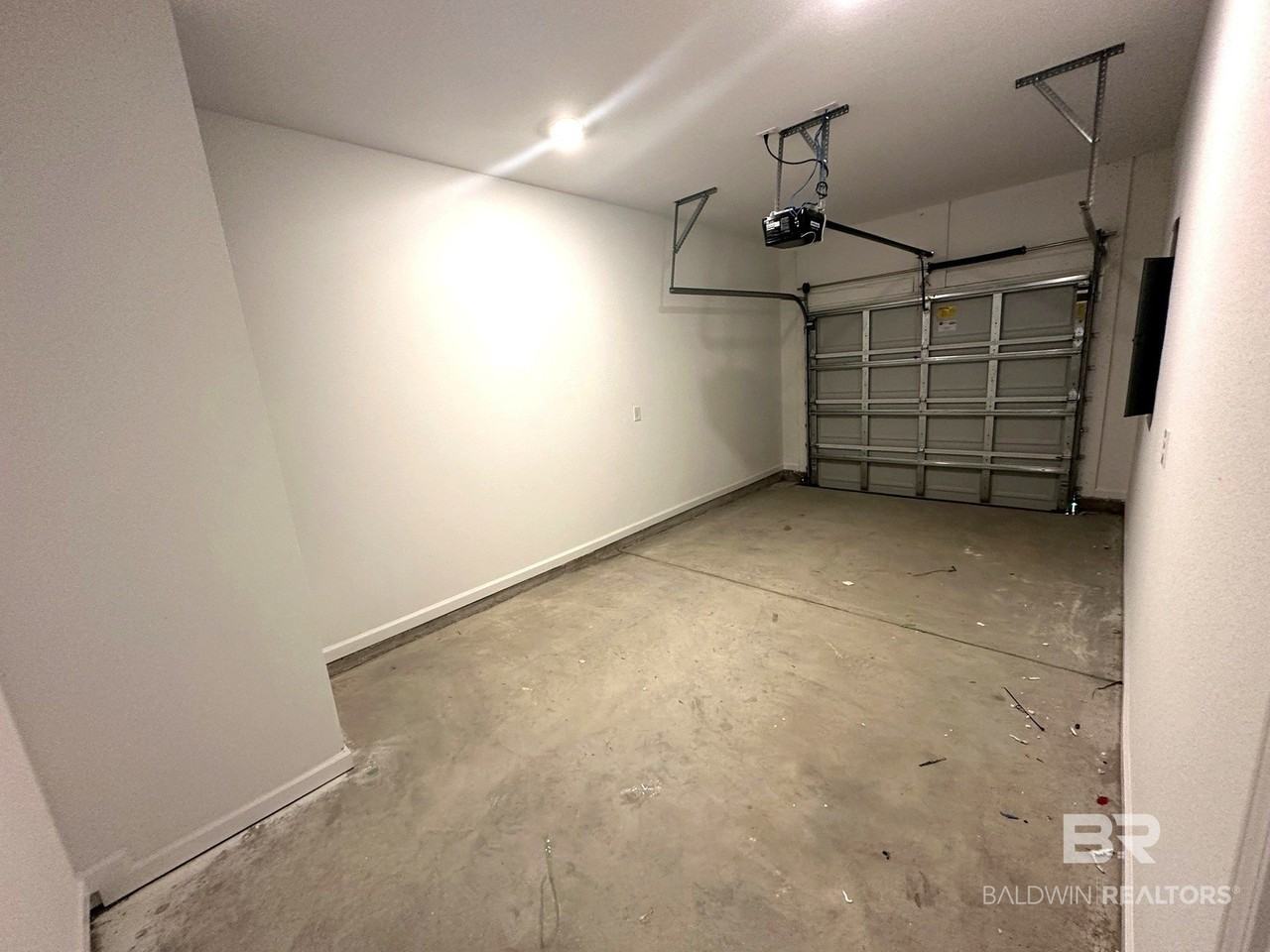 12775 Philadelphia Blvd #6 - Photo 7 of 17