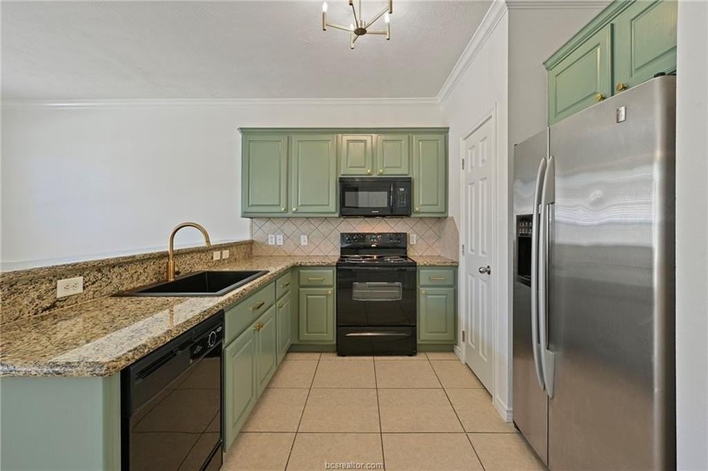 114 Forest Dr - Photo 7 of 26