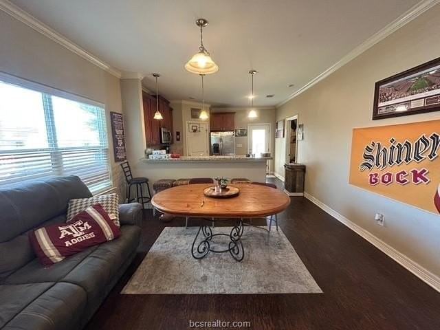 1422 Holleman Dr - Photo 4 of 23