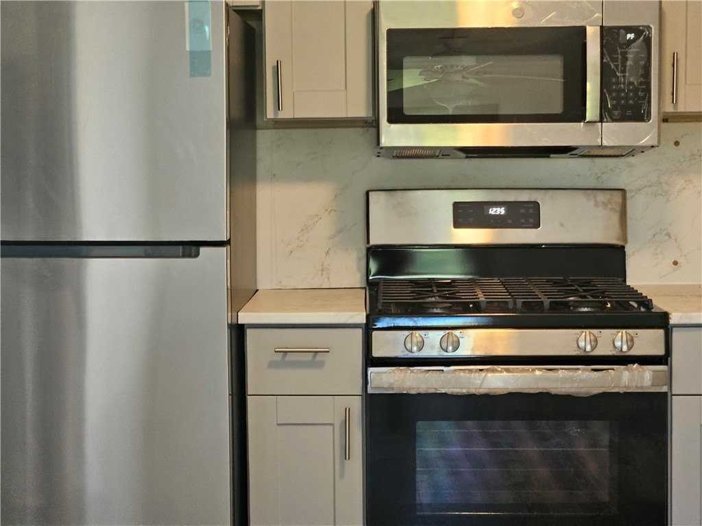 18 Lehigh Ave #1 - Photo 3 of 15