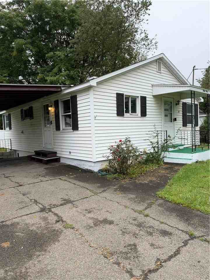 33 S Carroll St - Photo 2 of 12