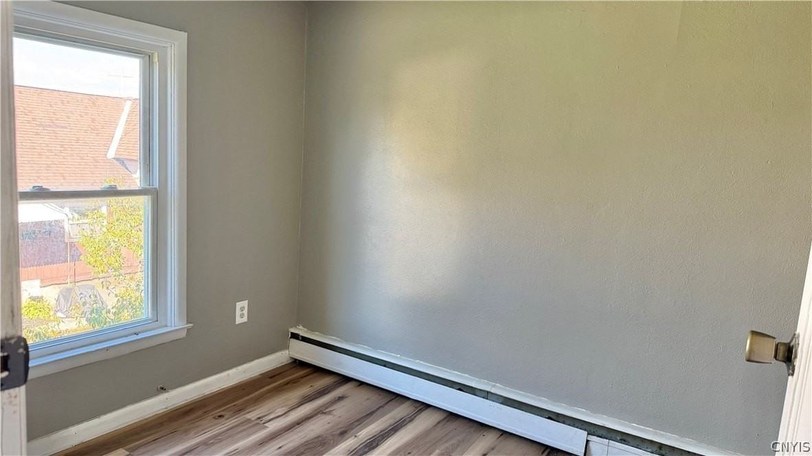 306 S George St #2 - Photo 5 of 7
