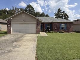 featured image of 15 Castleton Dr