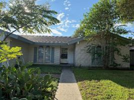 featured image of 1816 Portland Dr