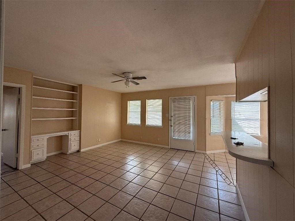1816 Portland Dr - Photo 4 of 26