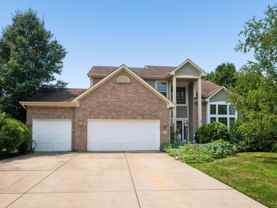 677 Montmorency Dr S - Photo 1 of 1