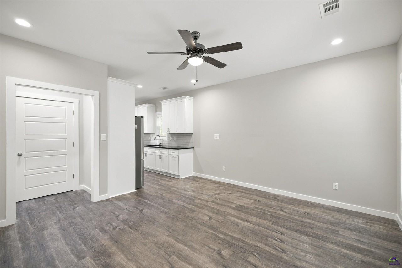 110 Leisure Pointe Cv - Photo 4 of 21