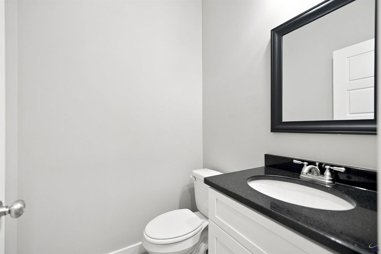 110 Leisure Pointe Cv - Photo 6 of 21