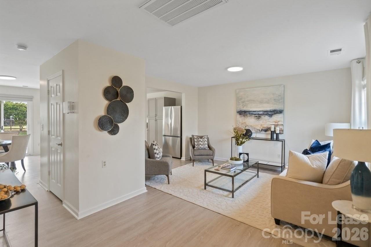 4321 Owls Perch Dr - Photo 3 of 31