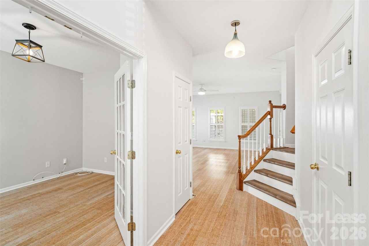 11930 Royal Castle Ct - Photo 5 of 44
