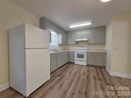 featured image of 304 Crescent St #3