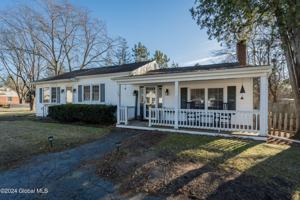 featured image of 364 Caroline St