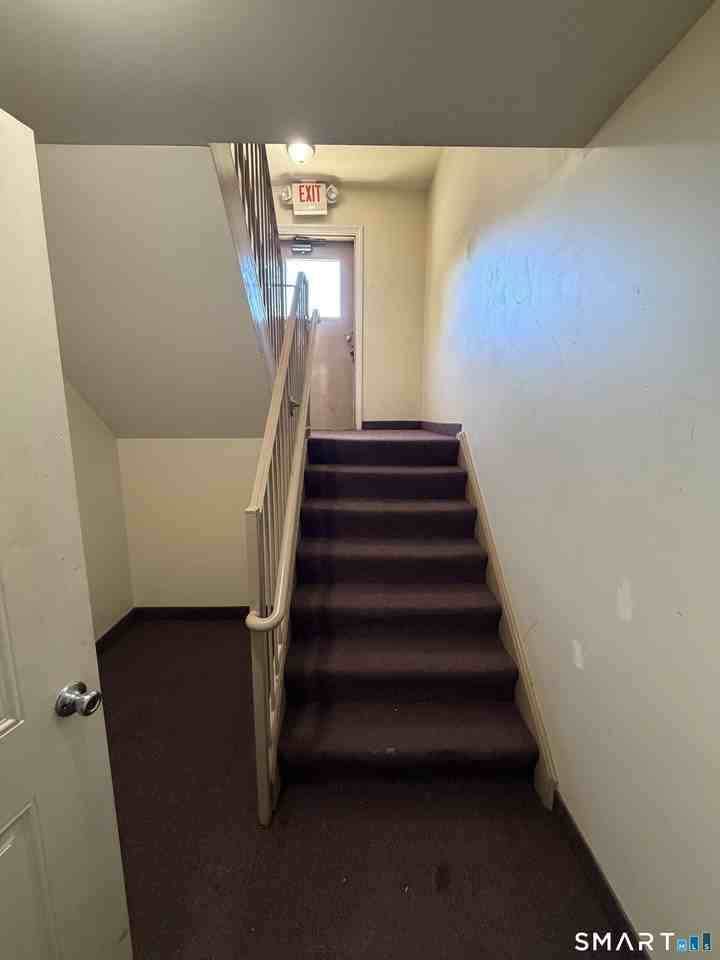 63 Glade St #A1 - Photo 3 of 40