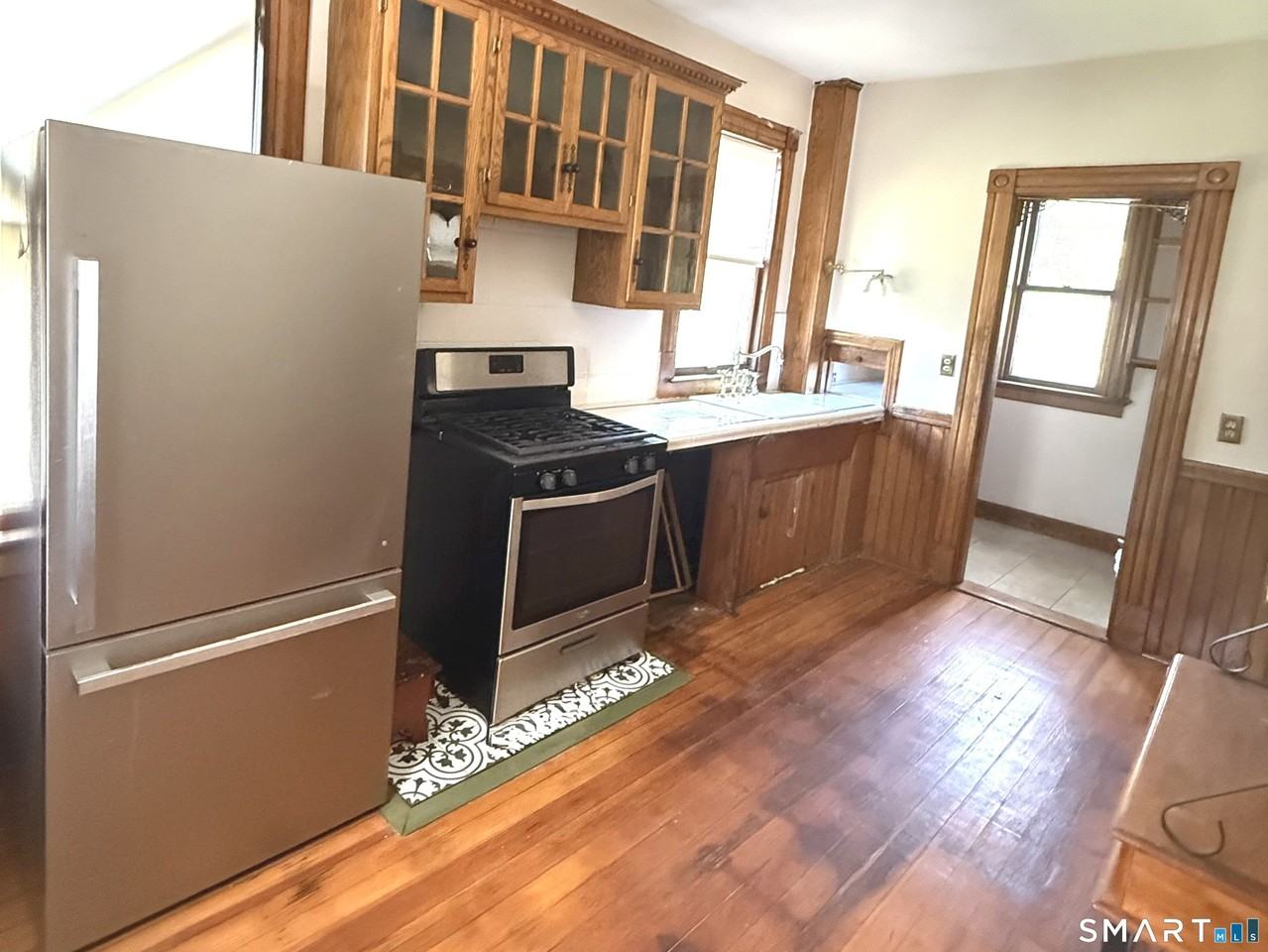 185 Curtis St - Photo 5 of 19