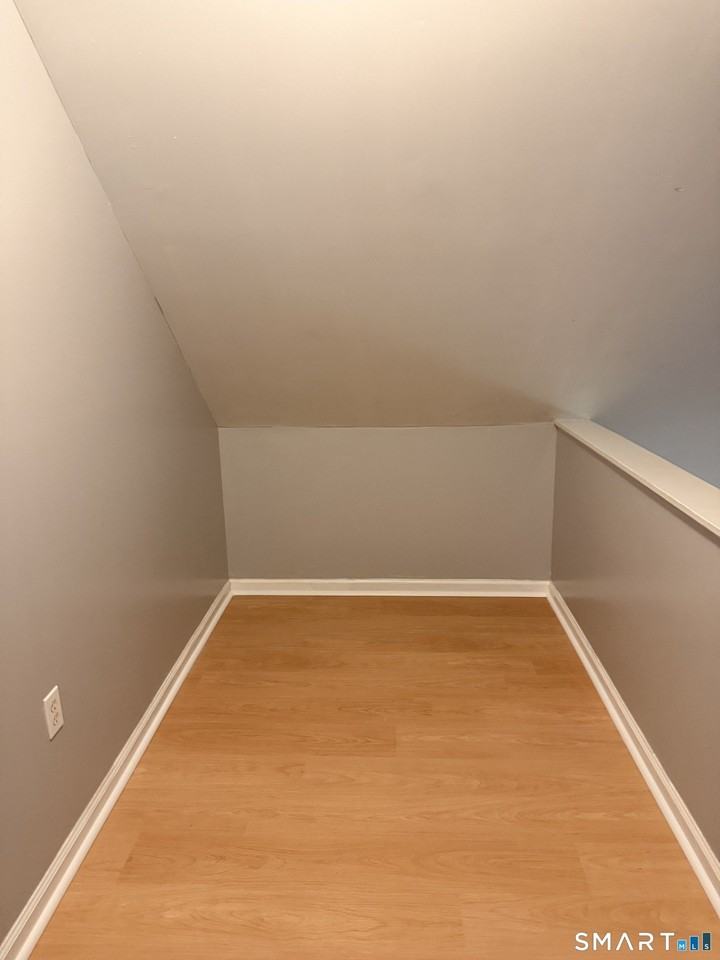 670 Boston Post Rd #9 - Photo 6 of 12