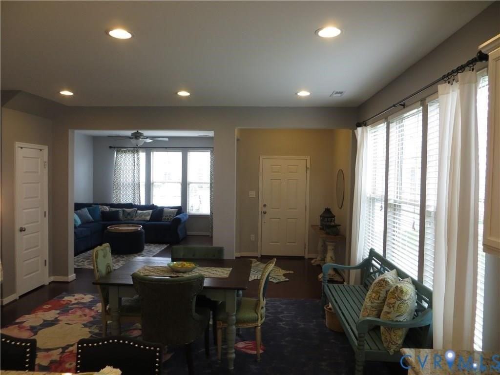 8062 Ellendale Dr - Photo 3 of 10