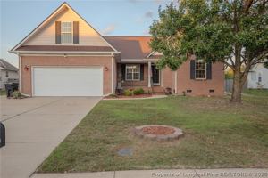 featured image of 1023 Canter Ln