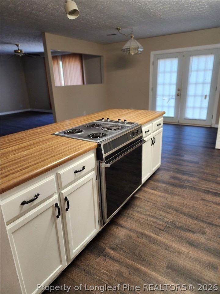 6873 Timbercroft Ln - Photo 7 of 14
