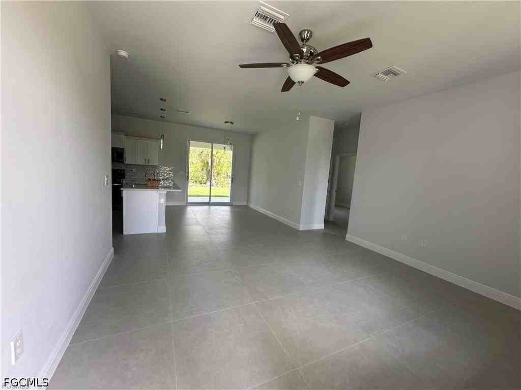1854 Montana St - Photo 2 of 10