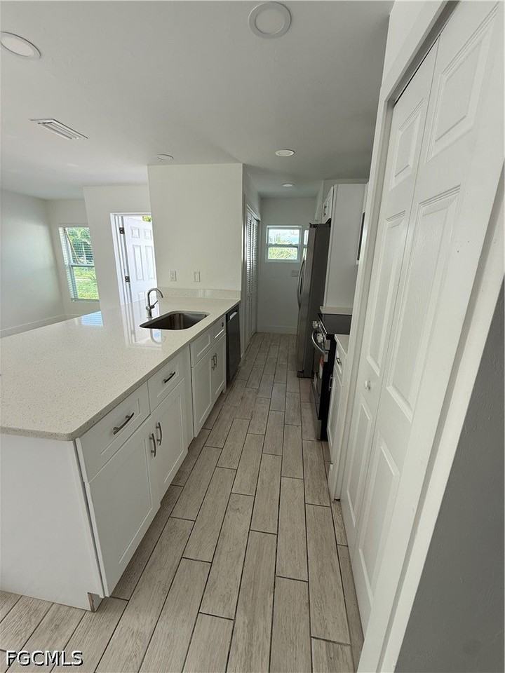 3874 Pearl St - Photo 5 of 14