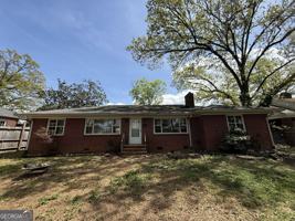 featured image of 114 Lookout Cir Sw