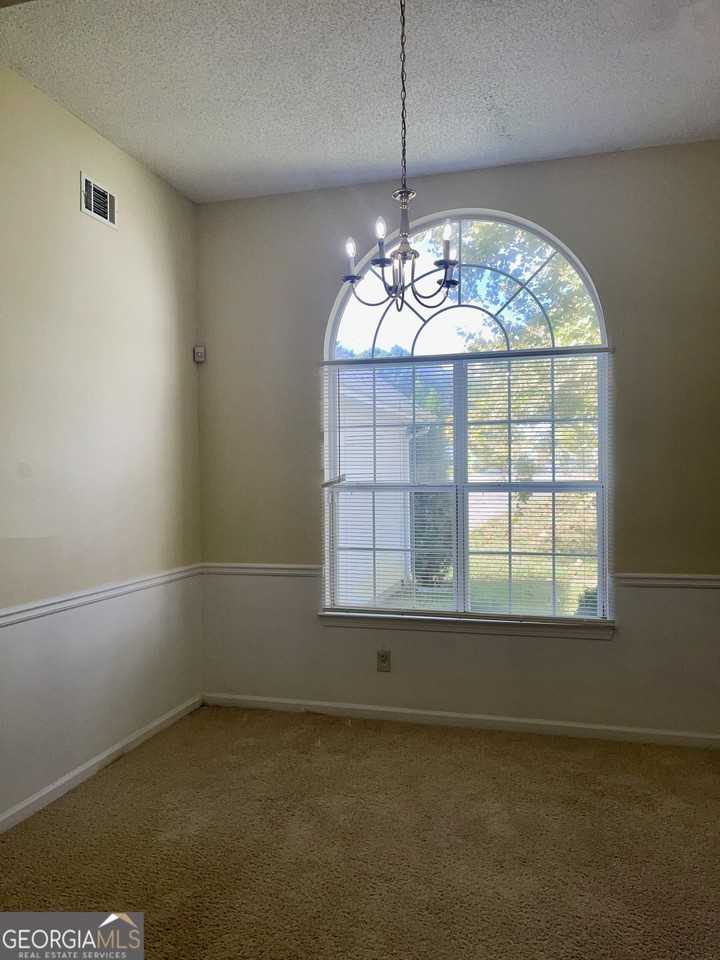206 Goldleaf Dr - Photo 4 of 15