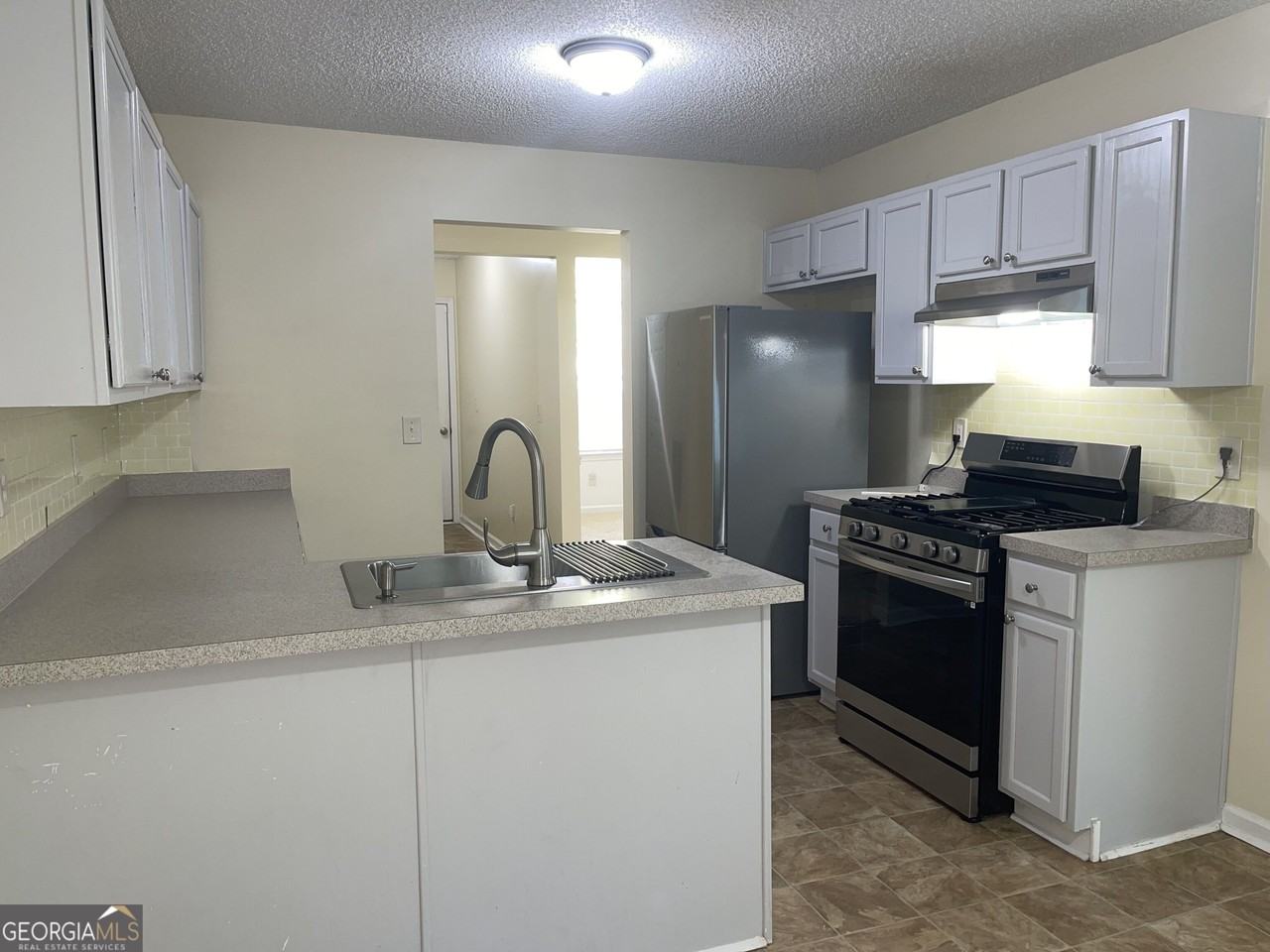 206 Goldleaf Dr - Photo 5 of 15