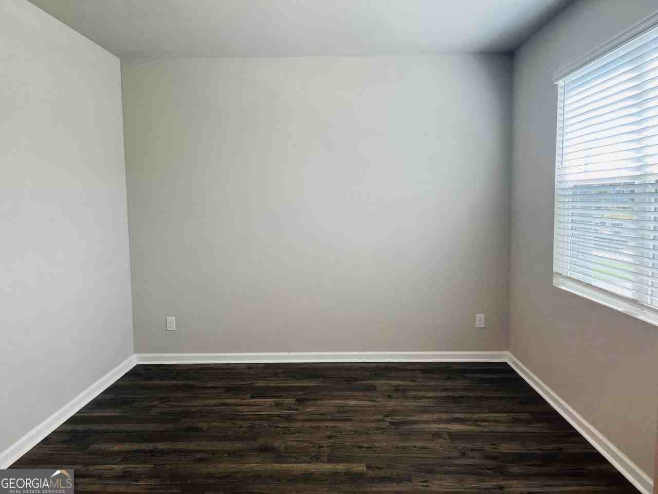 138 Silver Birch Pass - Photo 3 of 49